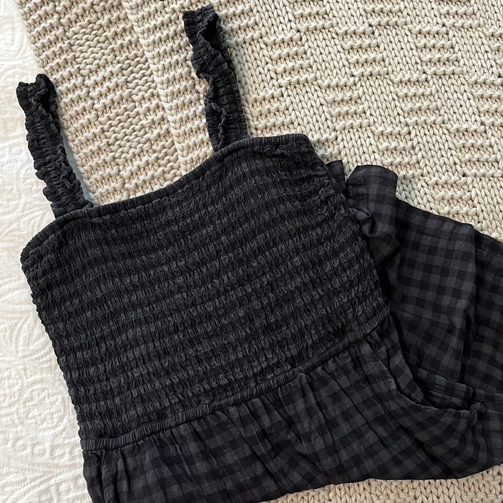 🌊🐚✨H&M smocked top romper